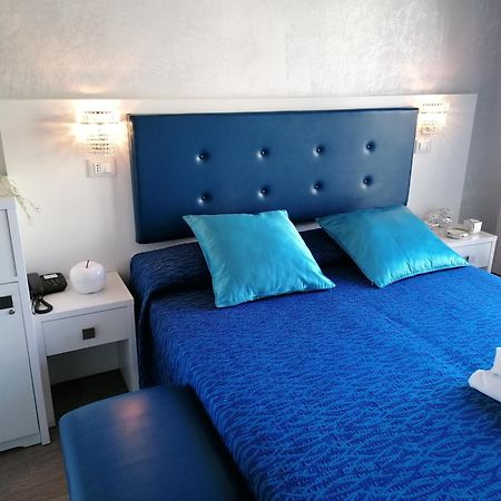 Hotel Nordic Белариа-Игеа Марина Екстериор снимка
