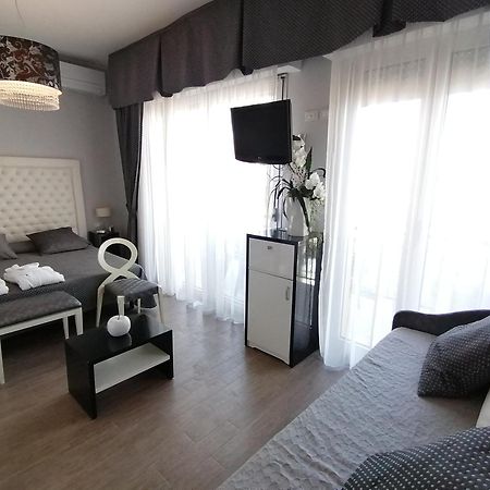 Hotel Nordic Белариа-Игеа Марина Екстериор снимка