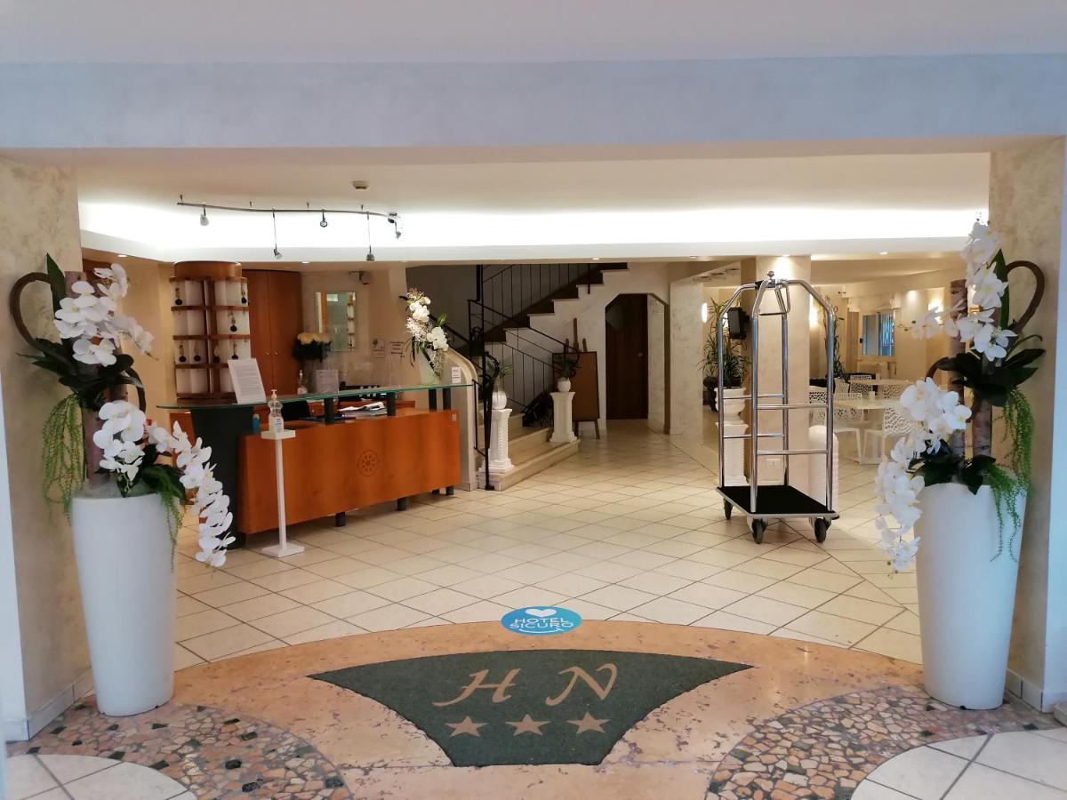 Hotel Nordic Белариа-Игеа Марина Екстериор снимка