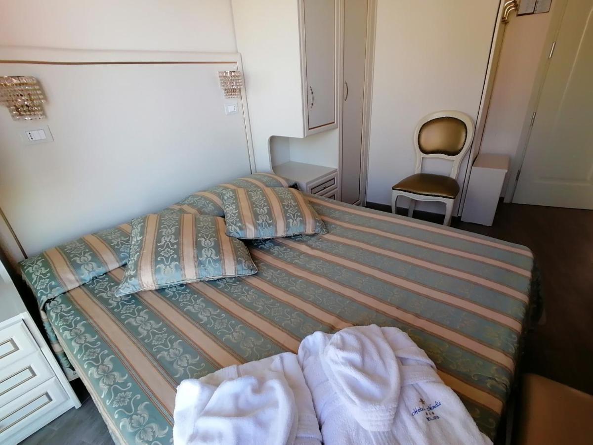 Hotel Nordic Белариа-Игеа Марина Екстериор снимка