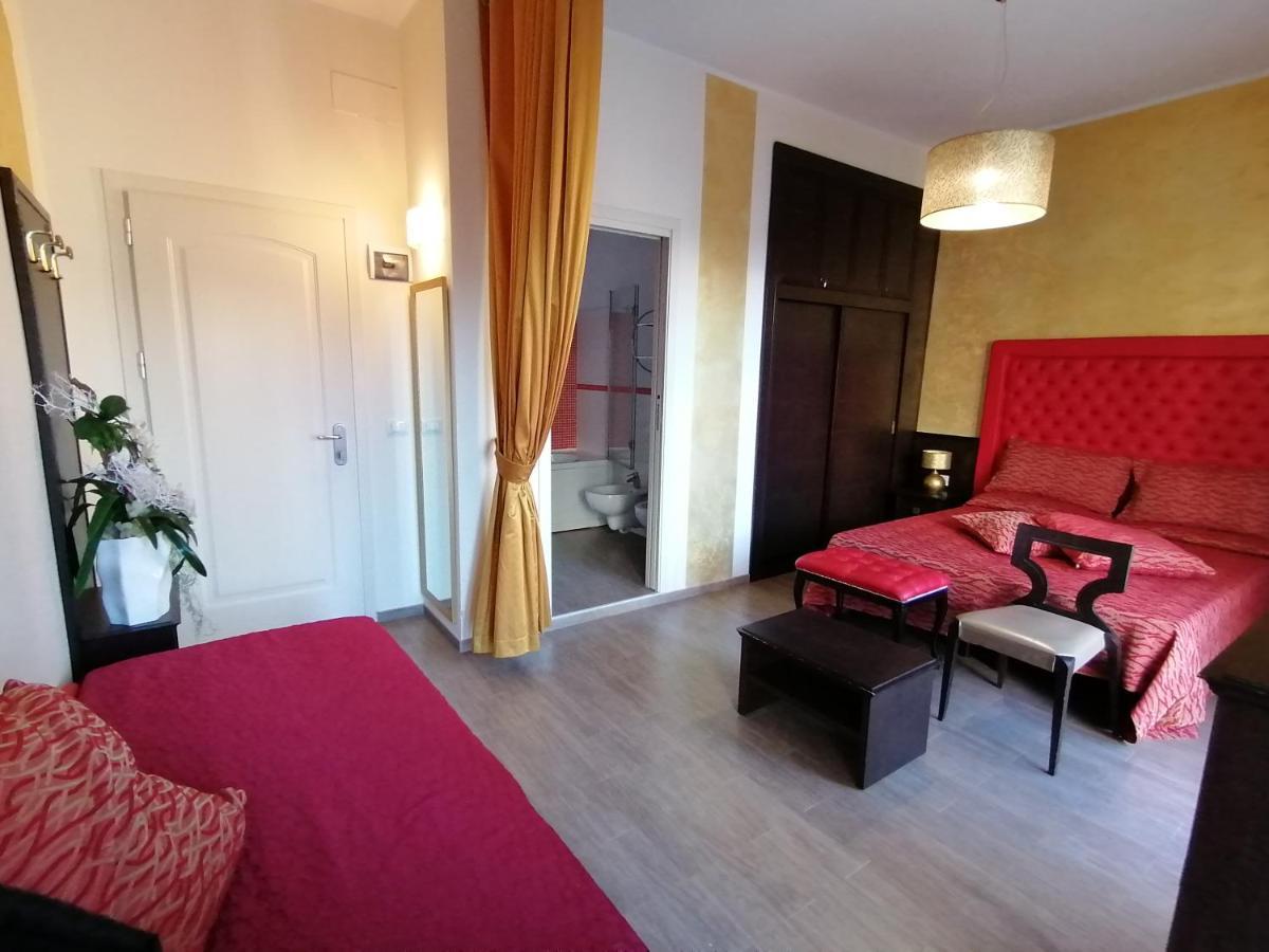 Hotel Nordic Белариа-Игеа Марина Екстериор снимка