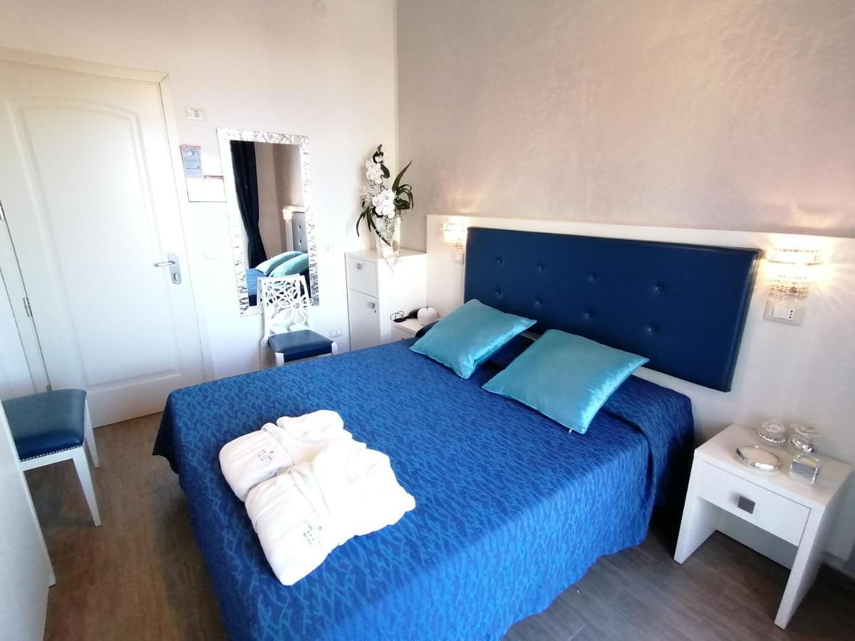 Hotel Nordic Белариа-Игеа Марина Екстериор снимка